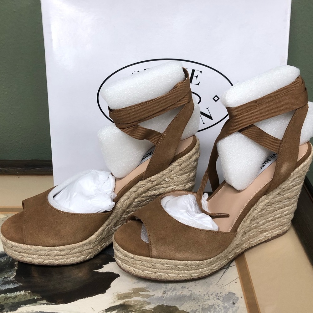 NWT 🏷 Wedges - Picture 2 of 5